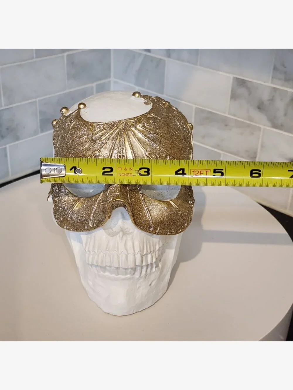 Gold Masquerade Mask Skull Gothic Halloween Décor